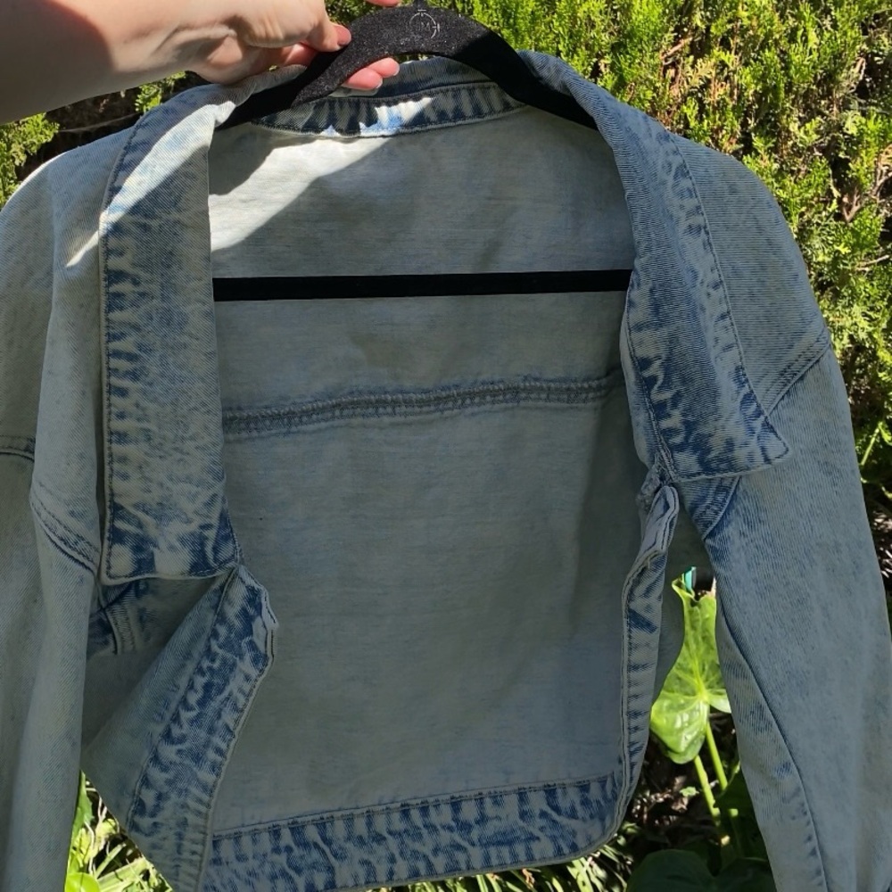 Stylish Acid Wash Denim Jacket